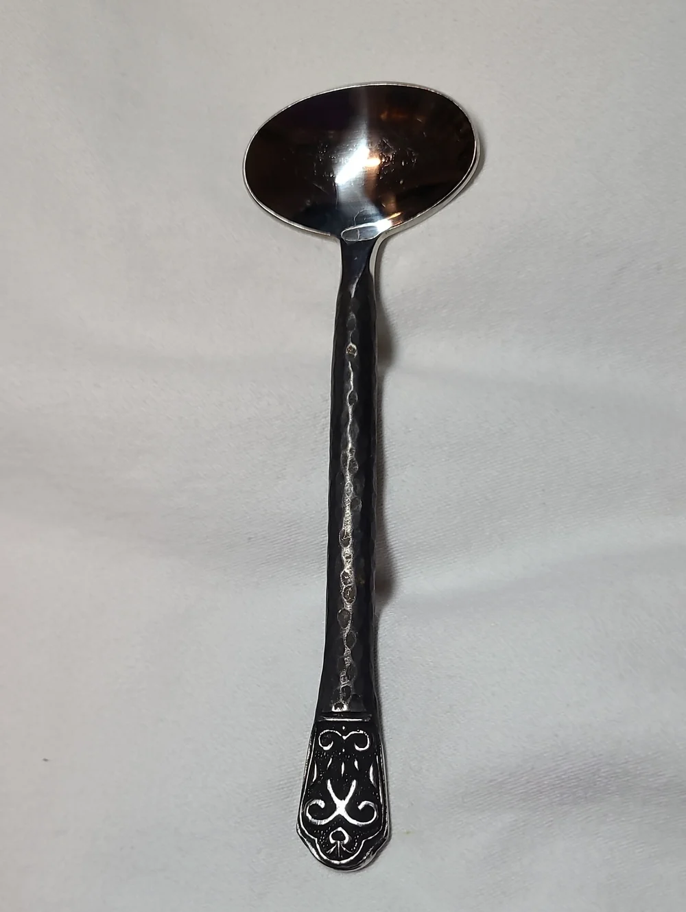 Avalon Spoon Hammered Flatware Silver Black